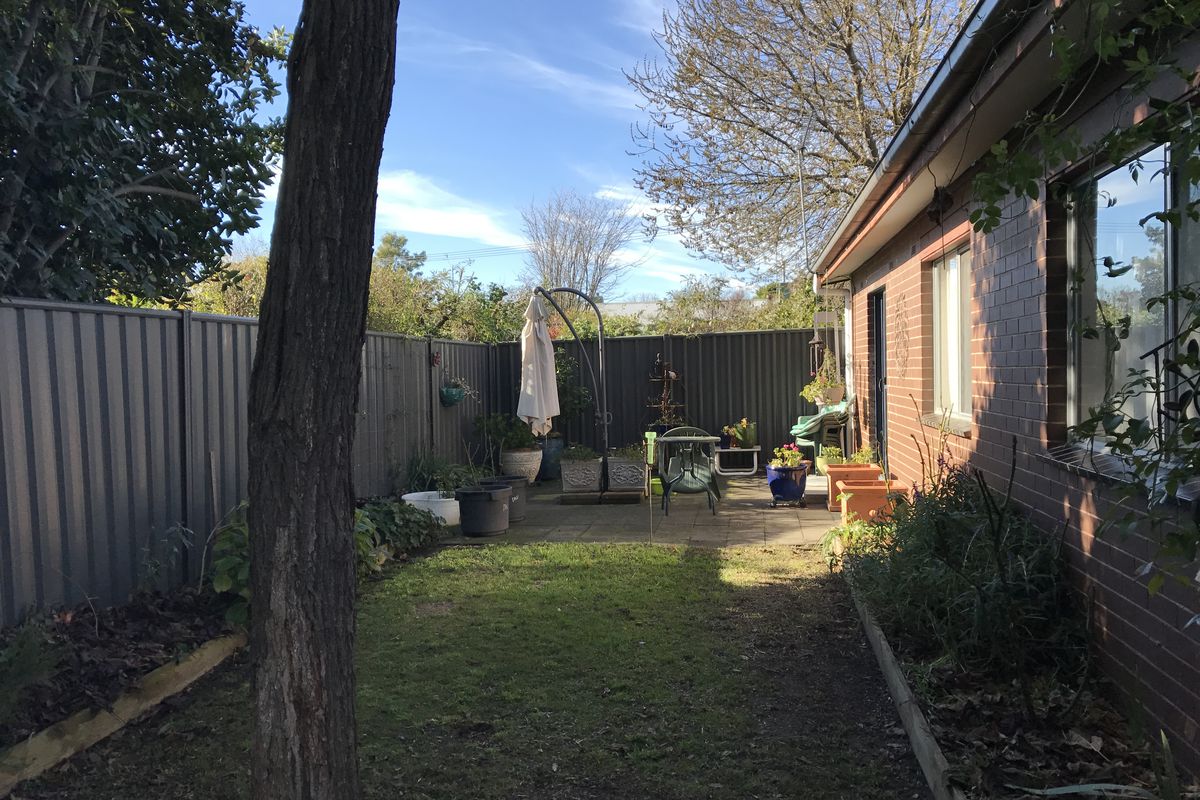 1 Finlason Street, Mansfield