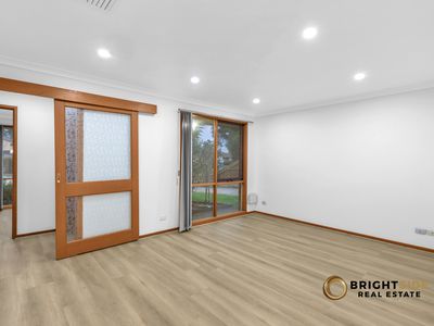 13 Caroline Crescent, Cranbourne West