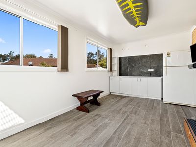 17b Eric Fenning Drive, Surf Beach