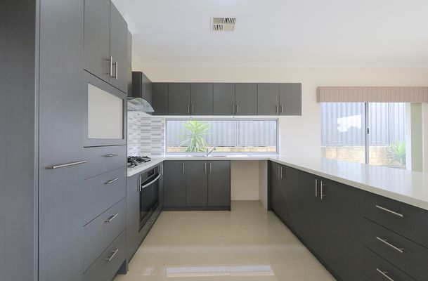 15 Burlington Drive, Baldivis