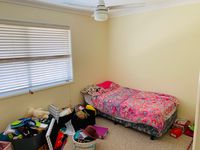 8 / 9  Bayside Court, Thorneside