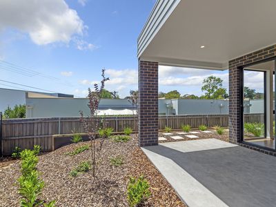 3 / 8 Aurora Close, Mawson