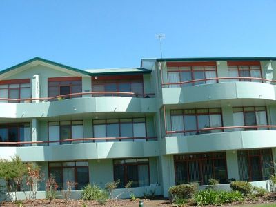 15 / 1a Mitchell Parade, Mollymook