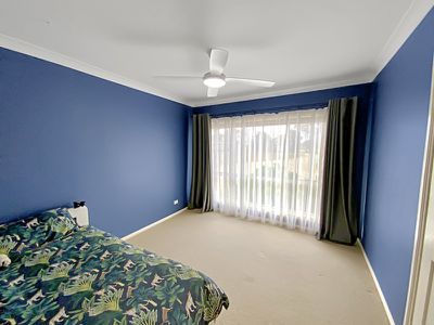 8 School Road, Forbes