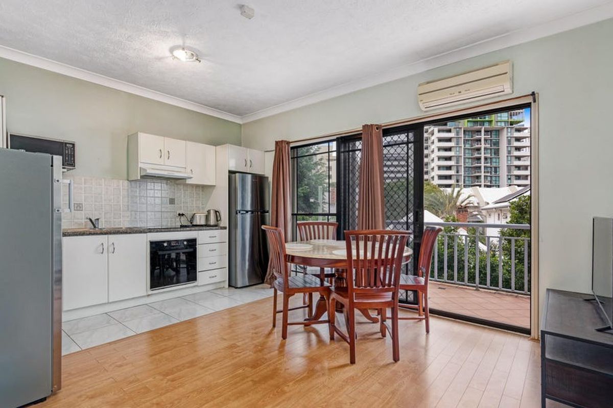 8 / 20 Terrace Street, Spring Hill