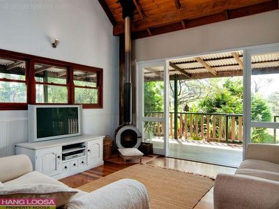 25 Mackay Court, Tinbeerwah