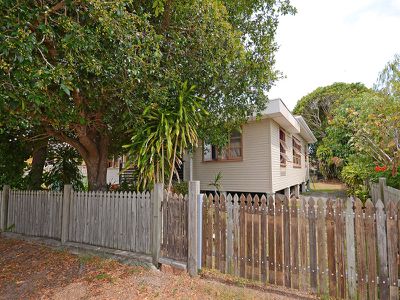 3 SOUTH STREET, Urangan