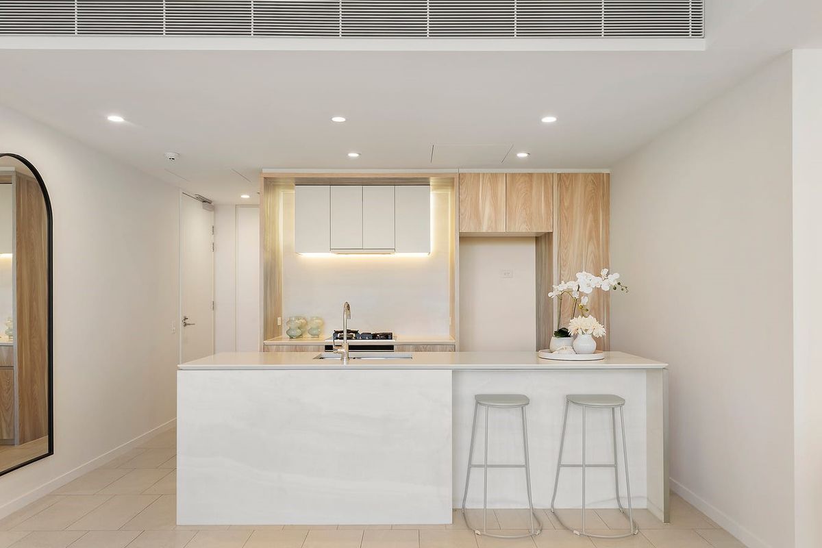 6409 / 32 Wellington Street, Bondi