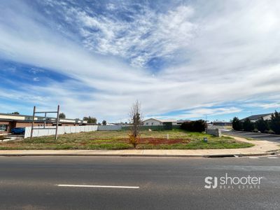 51 Violet Circuit, Dubbo