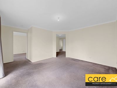 43 Meredith Crescent, Hampton Park