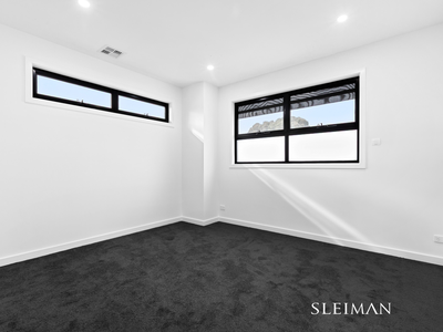 4b Bosco Terrace, Keilor Lodge