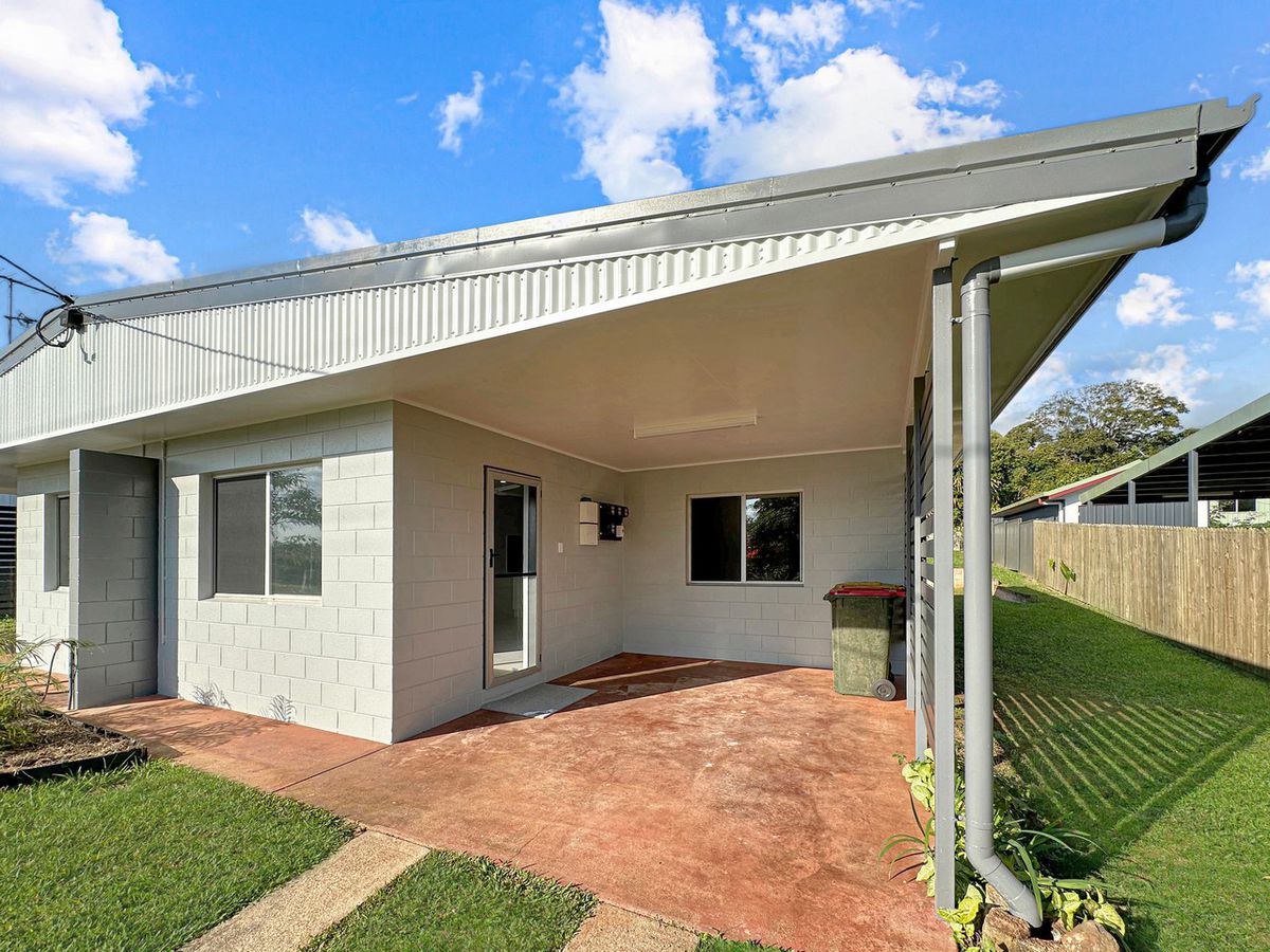 2 / 10 Second Avenue, Atherton