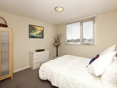 506 / 30 The Circus, Burswood