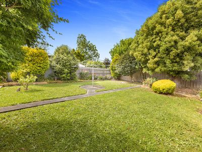 21 Toogoods Rise, Box Hill North