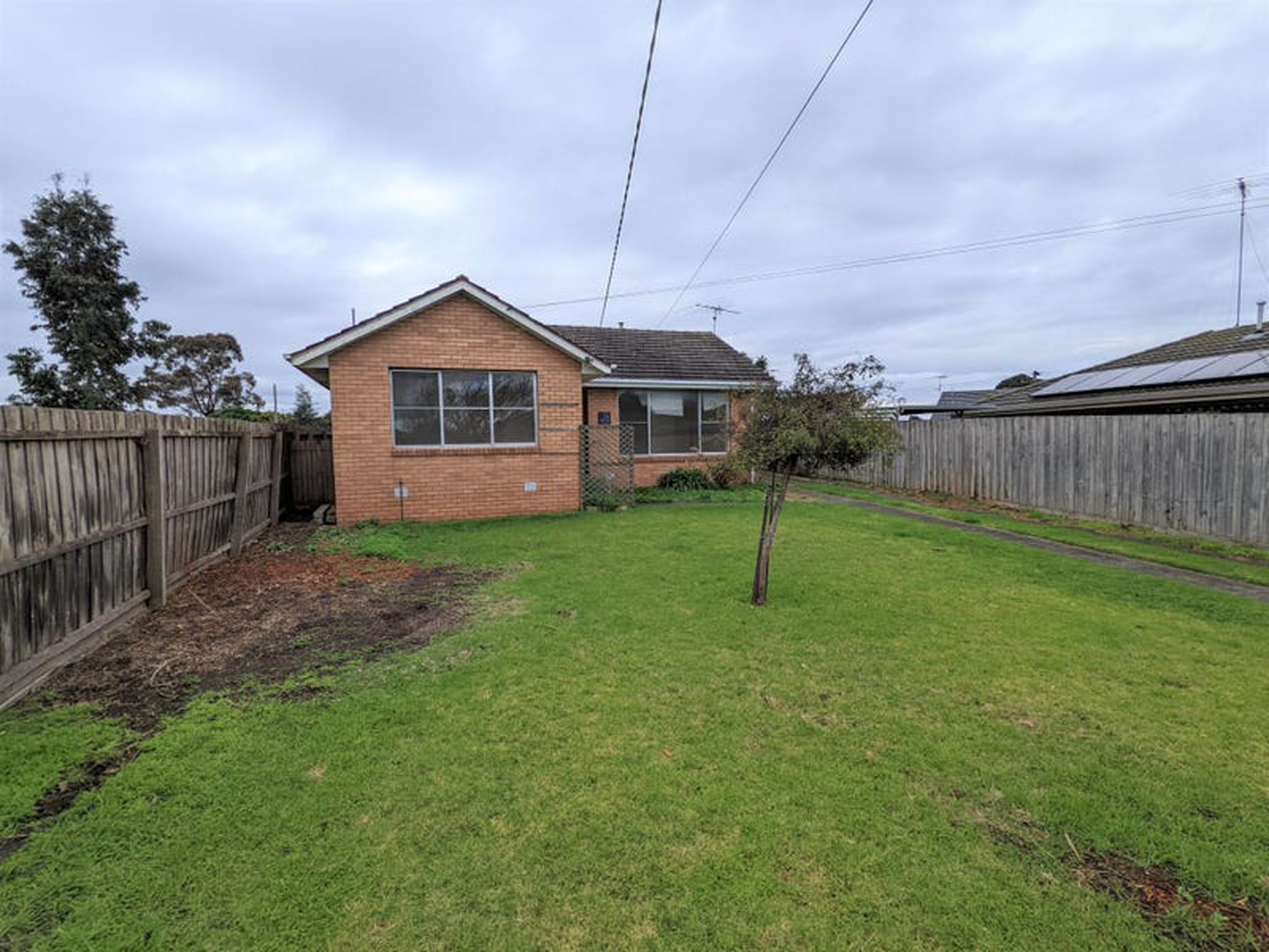 8 Vega Court, Newcomb