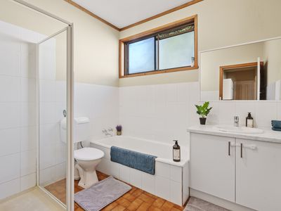 66 Murray Street, Finley