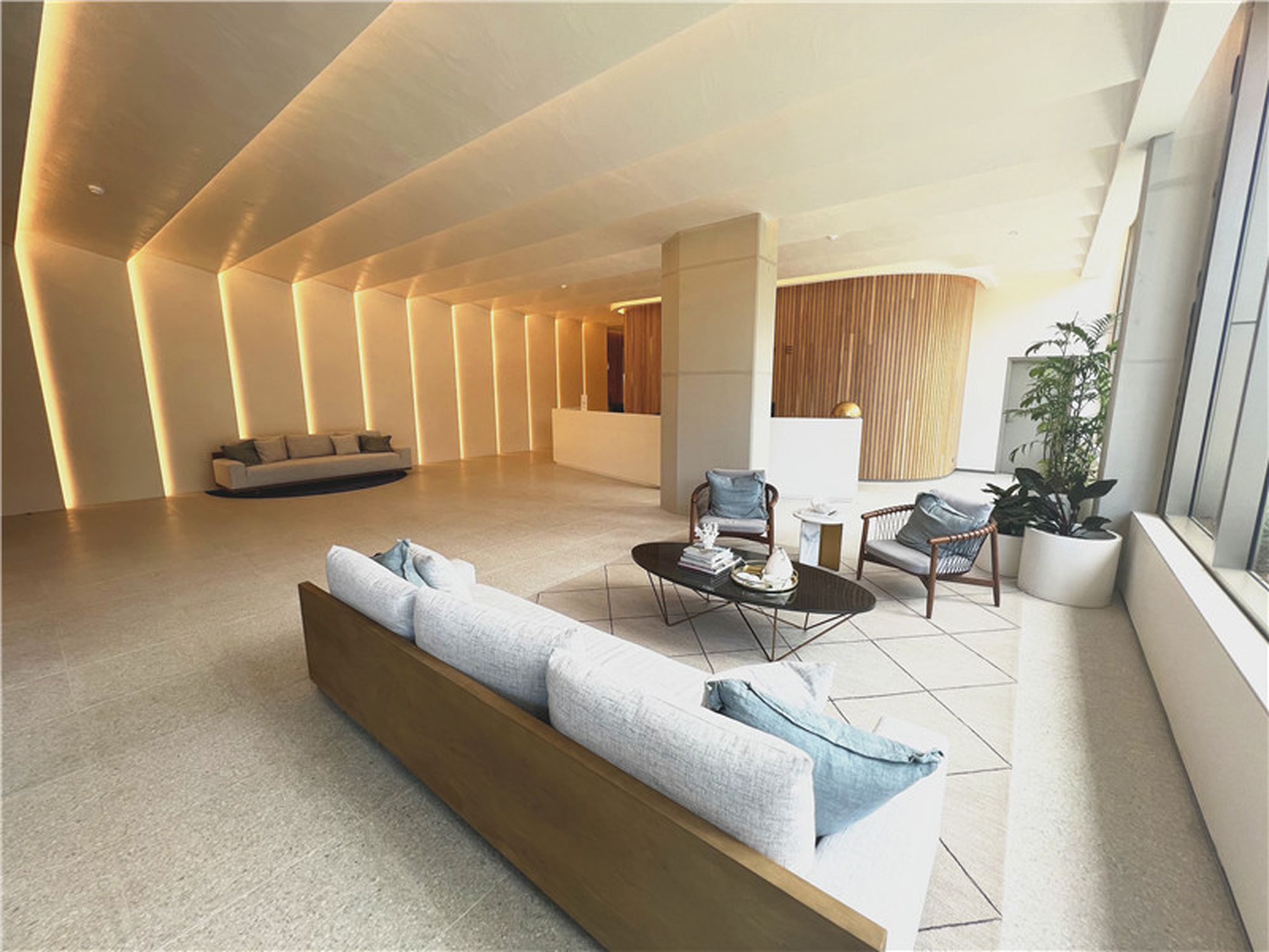 1302 / 12-18 Philip Avenue, Broadbeach
