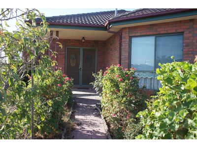 27 Citrus Avenue, Horsham