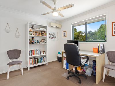 1 / 97 Greenacre Drive, Parkwood