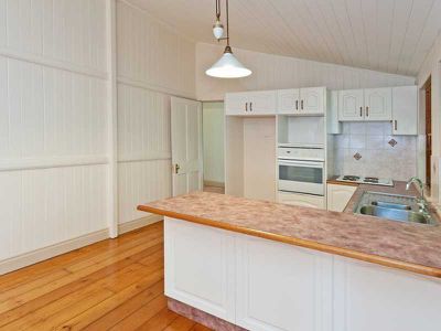 9A Queen Street, Newtown