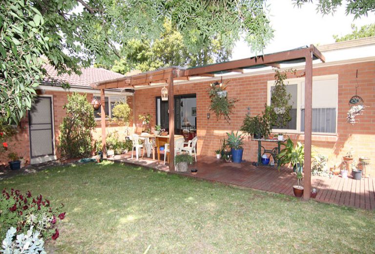 35 Willow Avenue, Glen Waverley