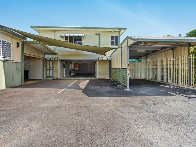 27 Minjungbal Drive, Tweed Heads South