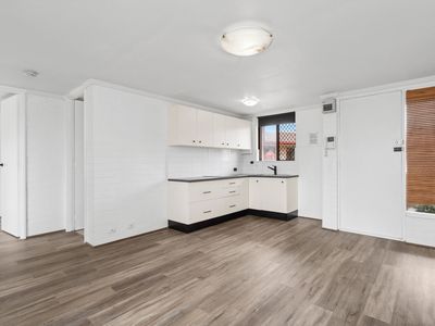 211B/19 Herdsman Parade, Wembley