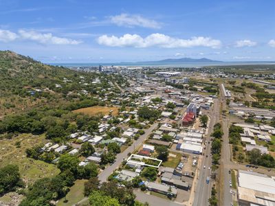 20 Lamington Road, West End