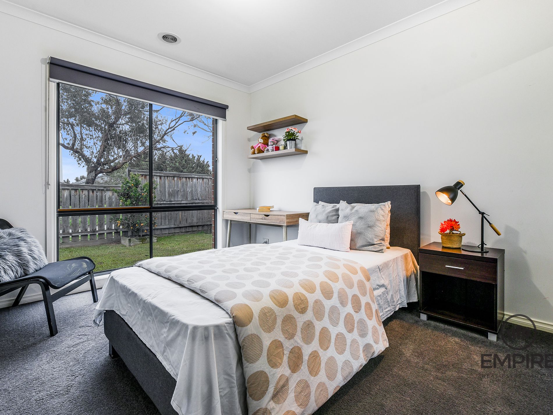 1 Tara Boulevard, Officer Empire Real Estate Agents