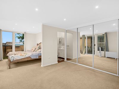 42 Stephanie Avenue, Warilla