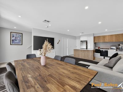 11A Woodberry Avenue, Coombs