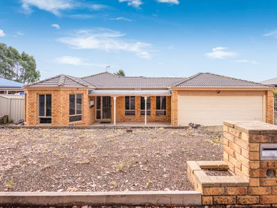 14 Londey Street, Kangaroo Flat