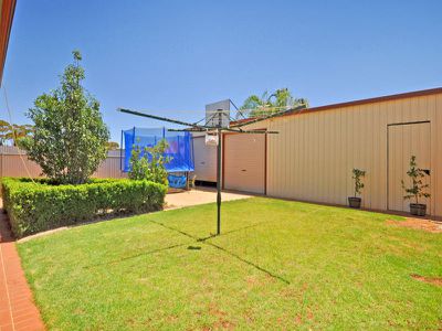 35 McGillivray Crescent, Kalgoorlie