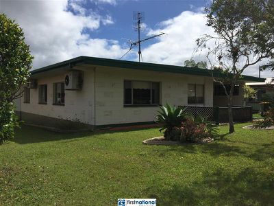5 Armstrong Street, Atherton