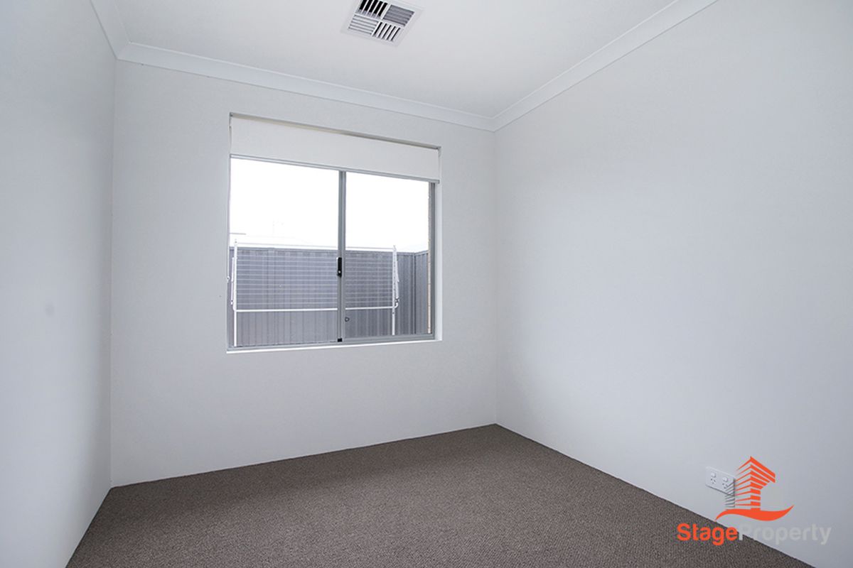 8 Hibiscus Street, Hammond Park