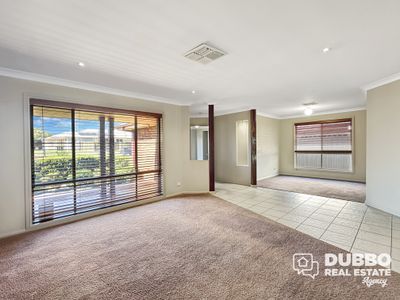 22 Cardiff Arms Avenue, Dubbo