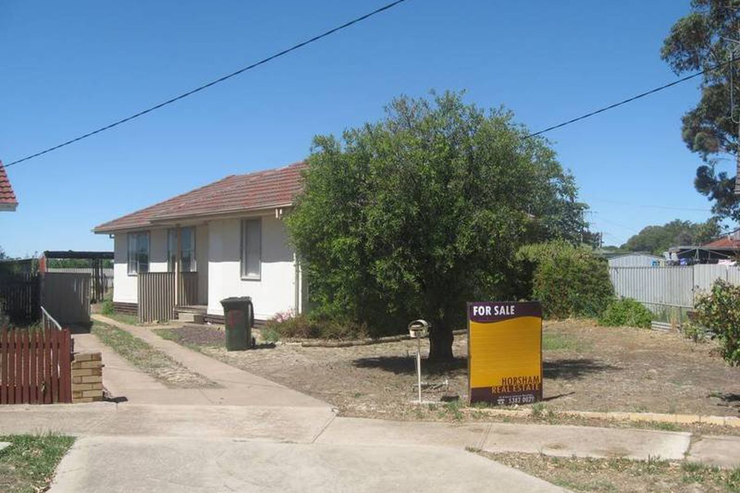 42 Winifred Street, Horsham