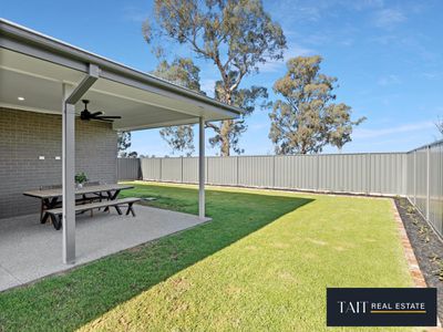 24 Blackwood Crescent, Yarrawonga