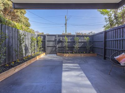 10 Warren Road, Mordialloc