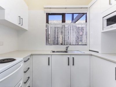 25 The Glen Road, Bardwell Valley