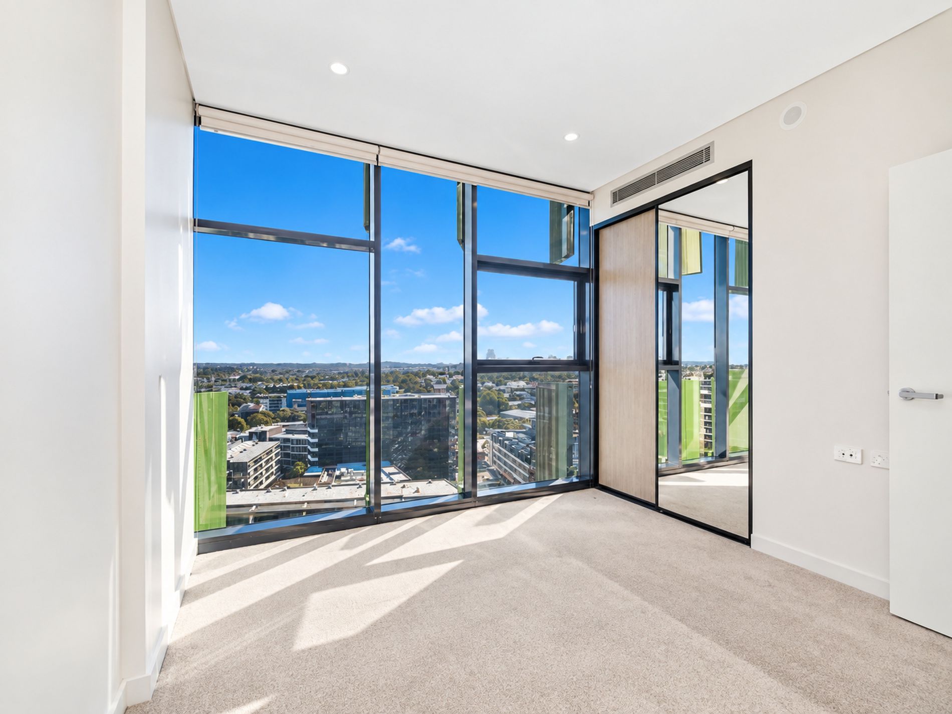 10904 / 5 Sam Sing Street, Waterloo