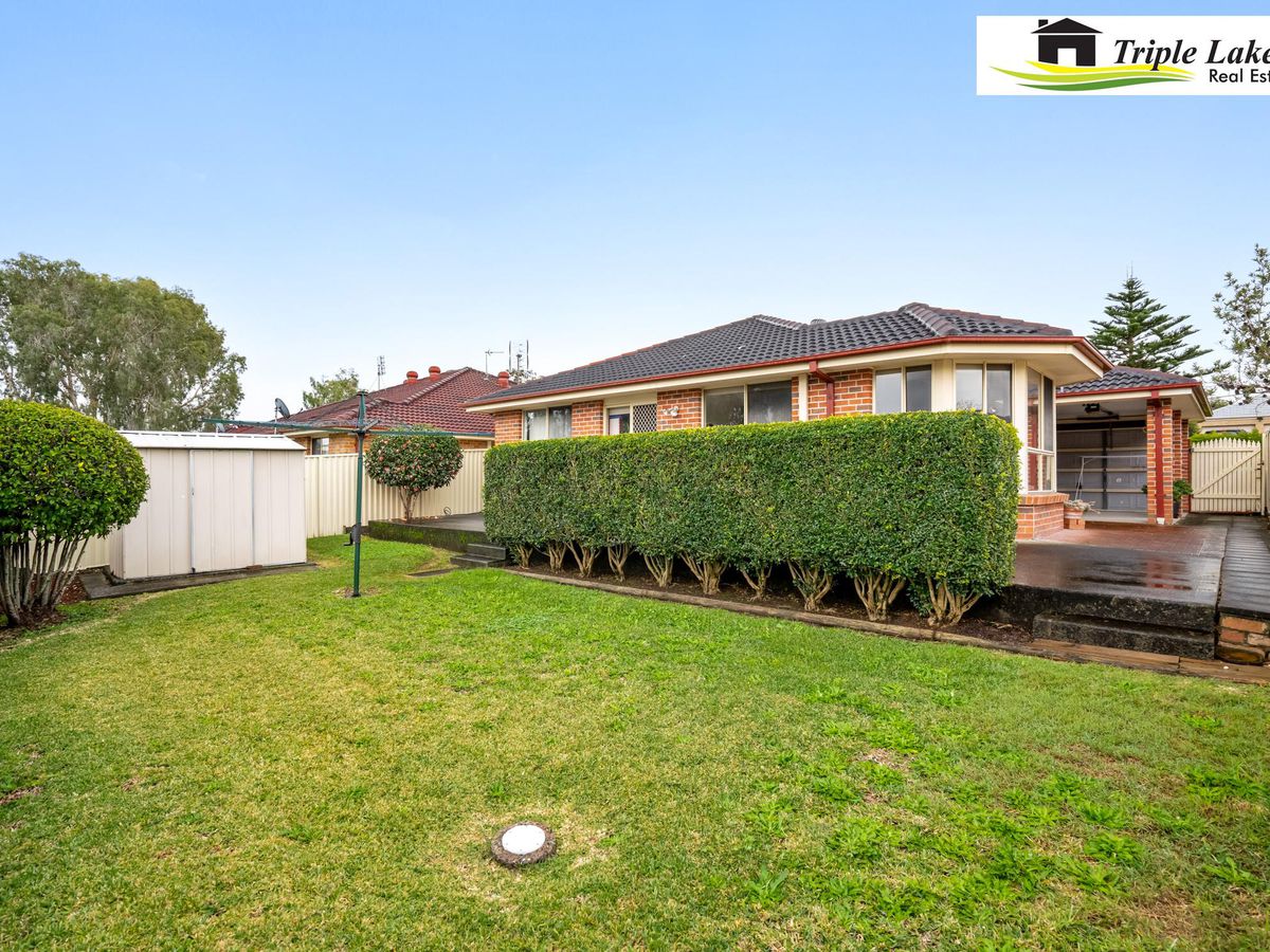 10 Karingal Place, Blue Haven