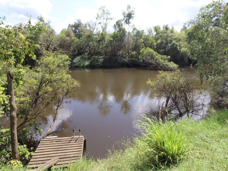 122 Longs Road, Bucca