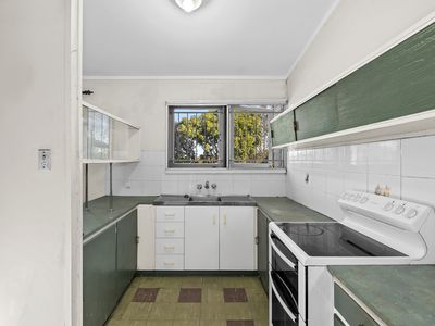 104 Basnett Street, Chermside West