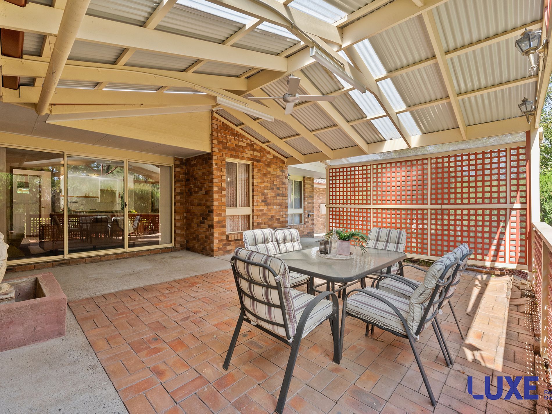 16 Gratton Place , Isaacs