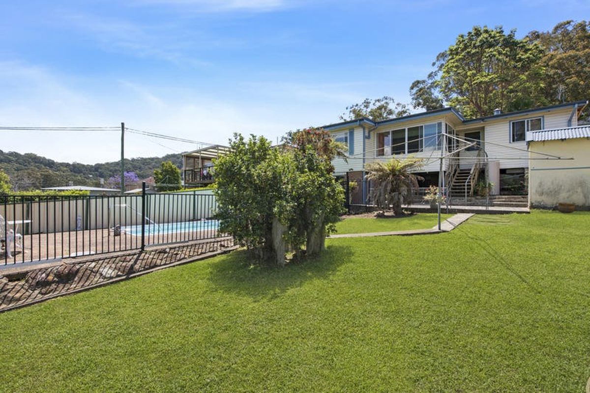 28 Headlam Parade, Springfield