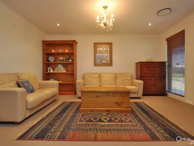 13 Merion Way, Dubbo
