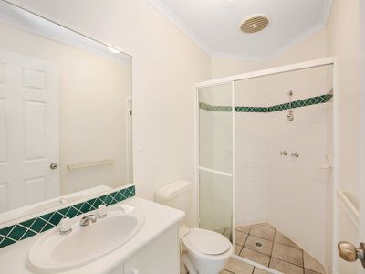 2 Parkview Court, Tewantin