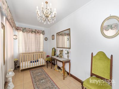 2 Margaret Street, West End