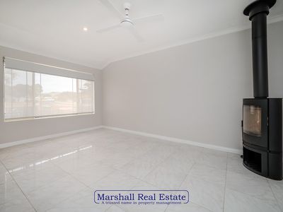 175 Kinross Drive, Kinross